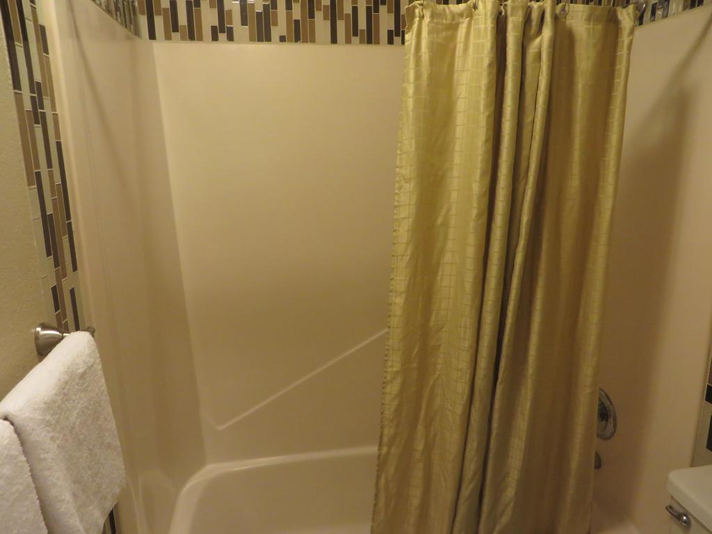 Riverside Suites North Mankato Kültér fotó